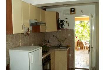 Kroatija Privát Pula, Eksterjeras